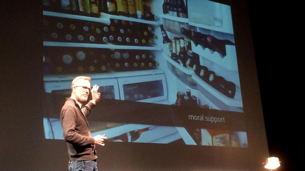 Jeremy Veen presenting